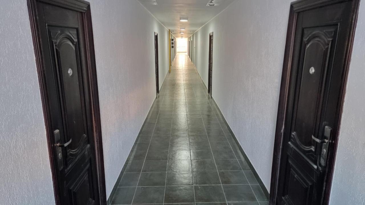 Veronica Studio Piatra Neamt Exterior photo